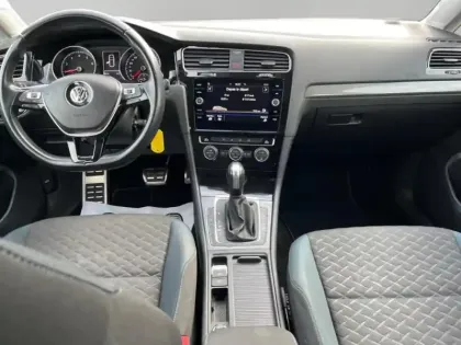 Photo 9 Volkswagen Golf  1.5 TSI EVO 150ch IQ.Drive DSG7 Euro6d-T 5p