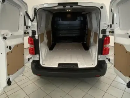 Photo 6 Peugeot Expert  Fg M 136ch (100kW) Batterie 75 kWh Pack Premium Connect