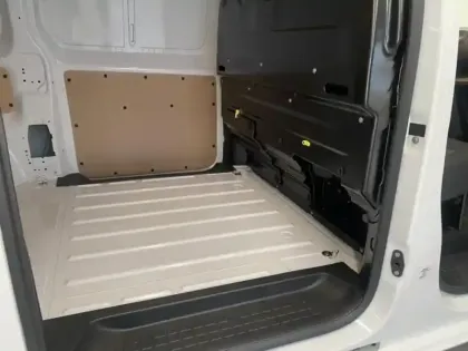 Photo 7 Peugeot Expert  Fg M 136ch (100kW) Batterie 75 kWh Pack Premium Connect