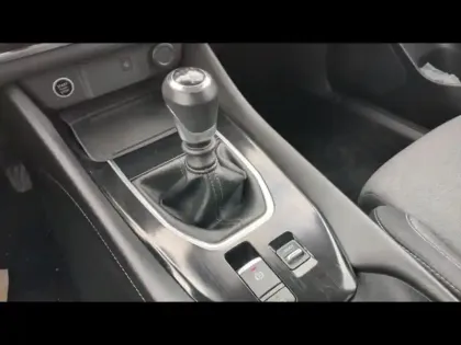 Photo 11 Nissan Qashqai  1.3 Mild Hybrid 140ch N-Connecta