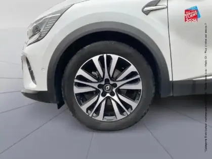 Photo 9 Renault Captur  1.6 E-Tech hybride rechargeable 160ch Initiale Paris -21