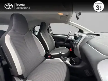 Photo 5 Toyota Aygo  1.0 VVT-i 72ch x-play 5p