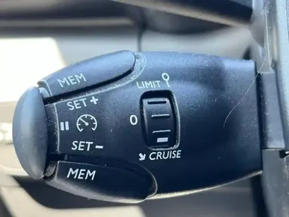 Photo 8 Citroën C3  1.2 PureTech 83ch S&S Feel Pack