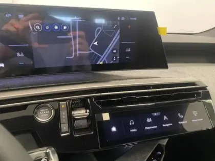 Photo 11 Peugeot 5008  Hybride Rechargeable Plug-in 195ch Allure e-DCS7