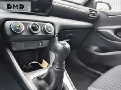 Photo 7 Toyota Yaris  70 VVT-i Design 5p MY22