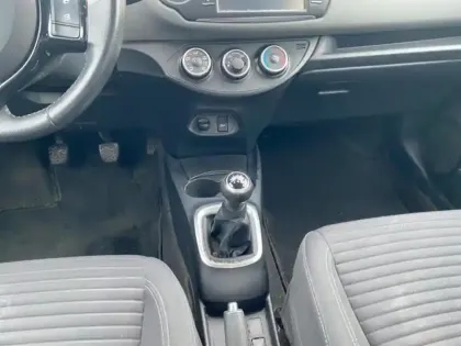 Photo 11 Toyota Yaris  70 VVT-i France 5p MY19