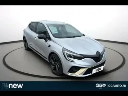 Photo 7 Renault Clio  1.6 E-Tech hybride 145ch Engineered