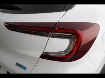 Photo 11 Renault Captur  1.6 E-Tech hybride 145ch Intens -21