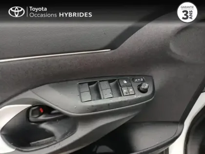 Photo 13 Toyota Yaris  Cross 116h Dynamic MY22