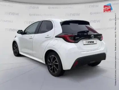 Photo 7 Toyota Yaris  116h Design 5p MY22 Camera