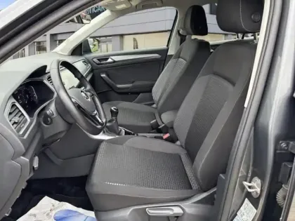 Photo 8 Volkswagen T-roc  1.0 TSI 110ch Lounge