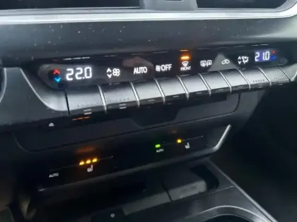 Photo 14 Lexus UX  250h 2WD Le MY20