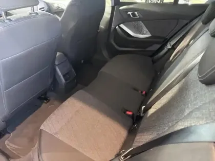 Photo 12 BMW Serie 1 Série 1 120A 170ch M Sport Design DKG7