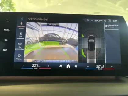 Photo 14 BMW Serie 1 Série 1 120A 170ch M Sport Design DKG7