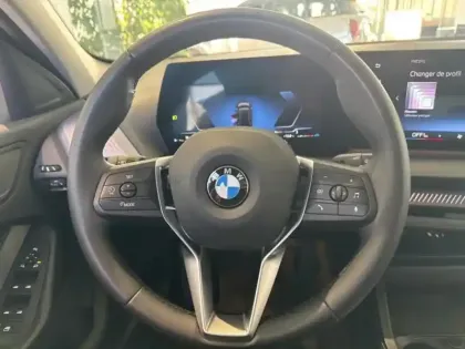 Photo 5 BMW Serie 1 Série 1 120A 170ch M Sport Design DKG7