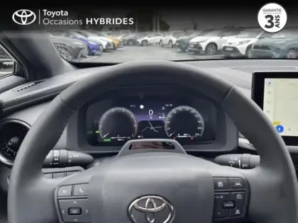 Photo 12 Toyota C-HR  1.8 Hybride 140ch Graphic MY26