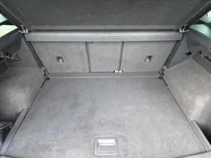 Photo 6 Volkswagen Tiguan  2.0 TDI 150ch R-Line Exclusive DSG7