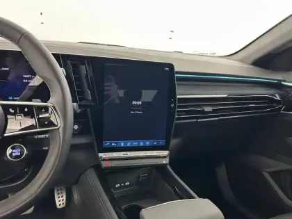 Photo 79 Renault Austral  E-Tech full hybrid 200 GSR2