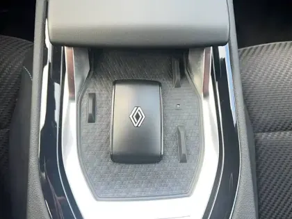 Photo 41 Renault Espace  E-Tech full hybrid 200 GSR2