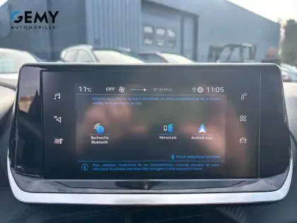 Photo 13 Peugeot 208  PureTech 100 S&S EAT8