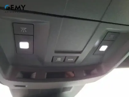 Photo 33 Peugeot 3008  Hybrid 145 e-DCS6