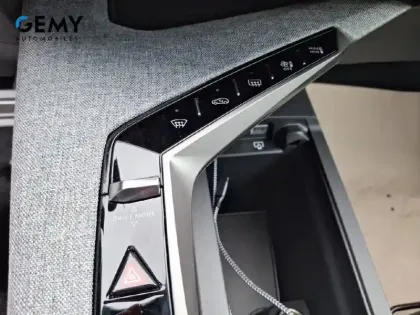 Photo 51 Peugeot 3008  Hybrid 145 e-DCS6