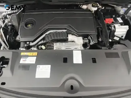 Photo 68 Peugeot 3008  Hybrid 145 e-DCS6