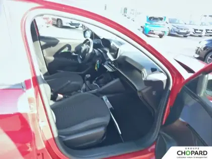 Photo 76 Peugeot 208  PureTech 75 S&S BVM5