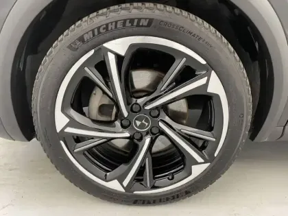 Photo 154 DS DS 7 DS7 Crossback Hybride E-Tense 300 EAT8 4x4
