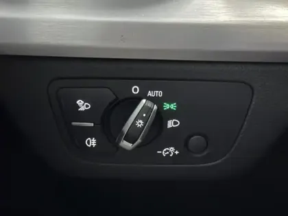 Photo 26 Audi Q5  55 TFSI e 367 S tronic 7 Quattro