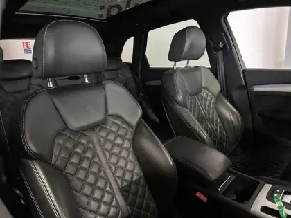 Photo 12 Audi Q5  55 TFSI e 367 S tronic 7 Quattro