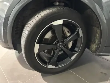 Photo 7 Audi Q5  55 TFSI e 367 S tronic 7 Quattro