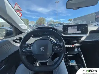 Photo 13 Peugeot 208  Electrique 50 kWh 136ch