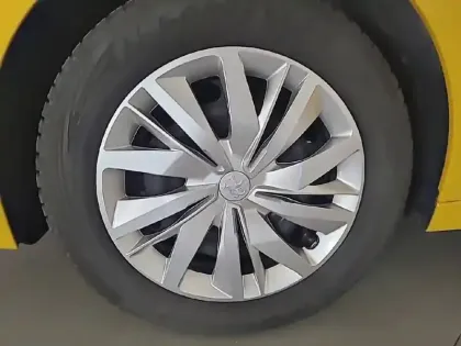 Photo 32 Peugeot 208 Gén. II Ph1 NG Active 5