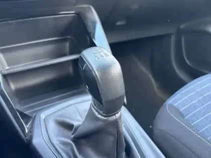 Photo 13 Peugeot 208  PureTech 75 S&S BVM5