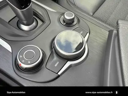 Photo 19 Alfa Romeo Stelvio  2.2 210 ch Q4 AT8