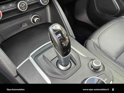 Photo 17 Alfa Romeo Stelvio  2.2 210 ch Q4 AT8