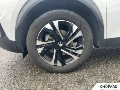 Photo 11 Peugeot 2008  PureTech 130 S&S EAT8