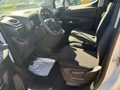 Photo 22 Fiat Doblo  FOURGON M 100 CH MANUELLE CHARGE UTILE MAJOREE DIESEL