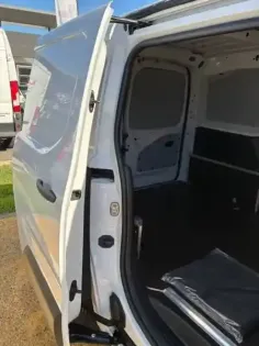 Photo 8 Fiat Doblo  FOURGON M 100 CH MANUELLE CHARGE UTILE MAJOREE DIESEL