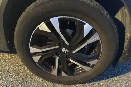 Photo 13 Peugeot 2008  PureTech 130 S&S EAT8