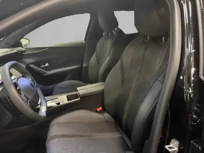 Photo 30 Peugeot 408  Hybrid 145 e-DCS6