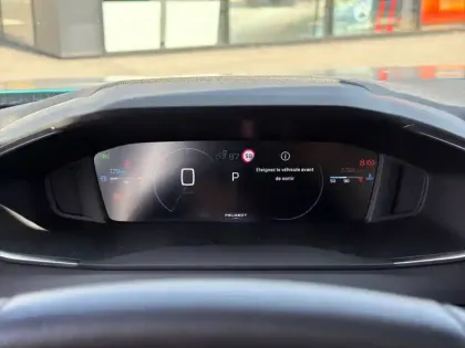 Photo 9 Peugeot 2008  Hybrid 145 e-DCS6