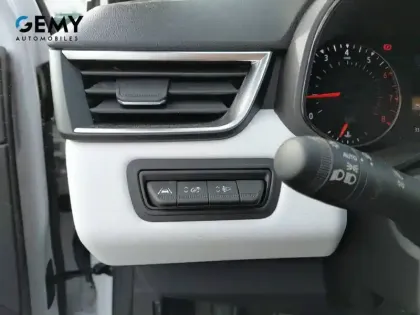 Photo 40 Renault Clio Gén. V (BJA) Ph1 NG Evolution 5