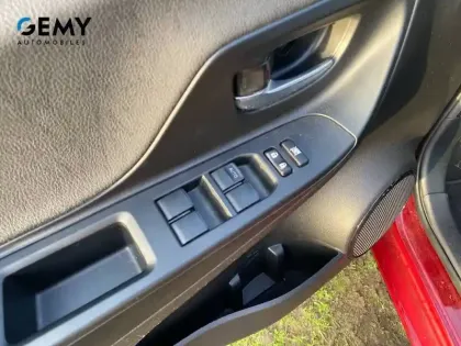 Photo 11 Toyota Yaris  Hybride 100h