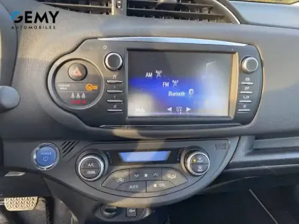 Photo 13 Toyota Yaris  Hybride 100h