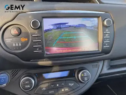 Photo 15 Toyota Yaris  Hybride 100h