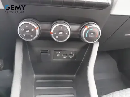 Photo 26 Renault Clio  Blue dCi 100