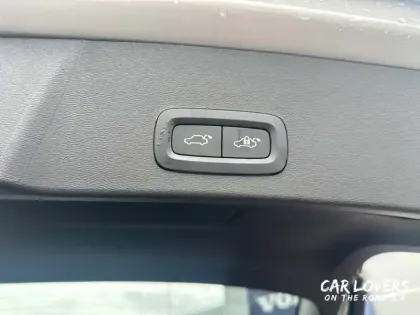 Photo 34 Volvo Xc40  B3 163 ch DCT7