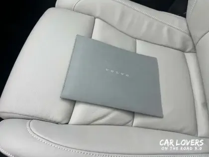 Photo 29 Volvo Xc40  B3 163 ch DCT7